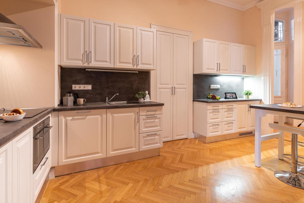 Matilda Luxury Suite Apartment Budapest Eksteriør bilde