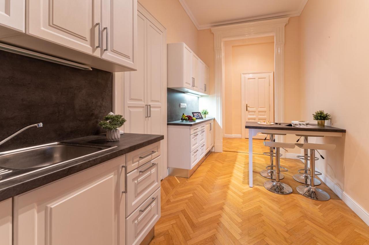Matilda Luxury Suite Apartment Budapest Eksteriør bilde