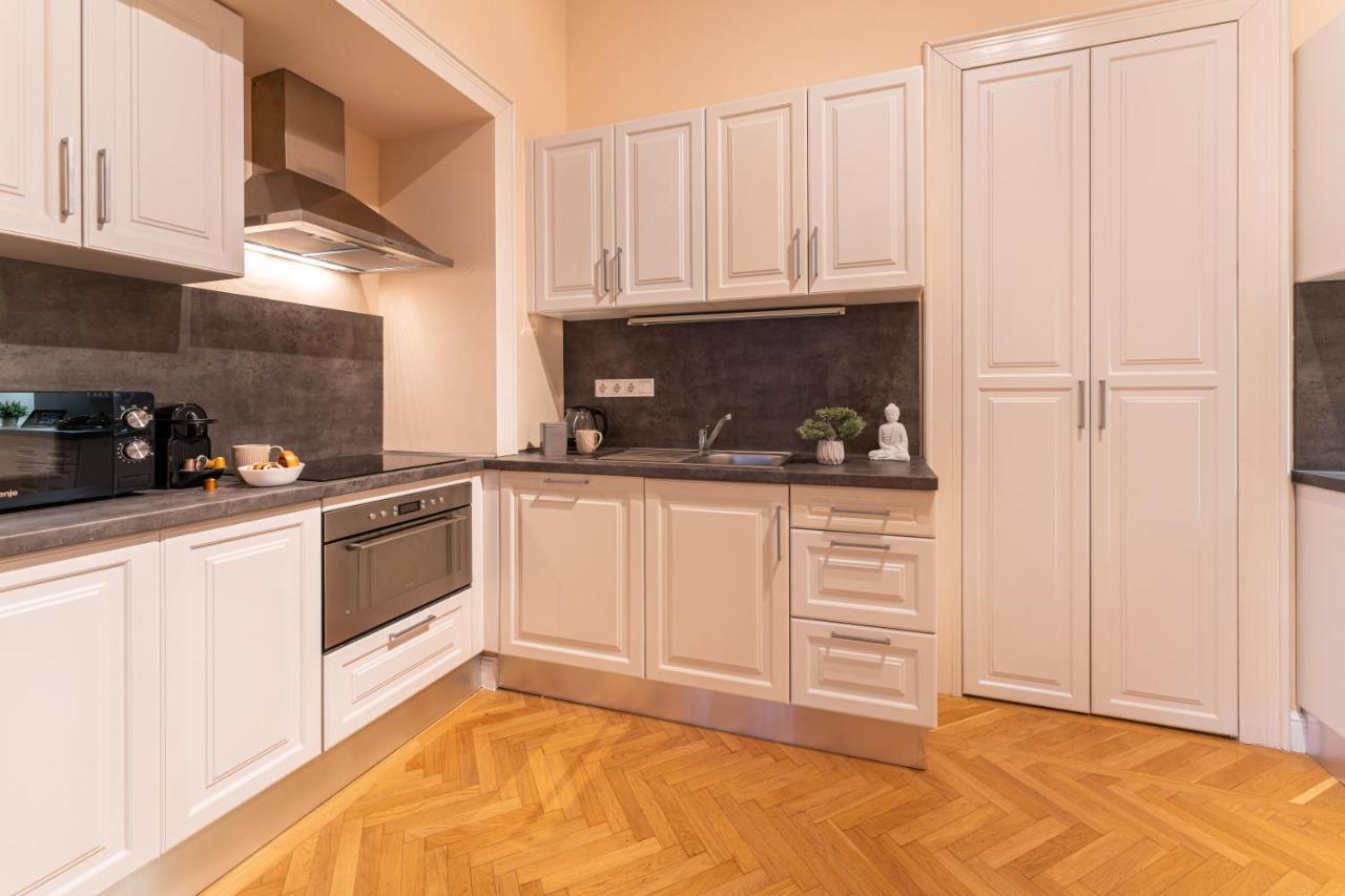 Matilda Luxury Suite Apartment Budapest Eksteriør bilde