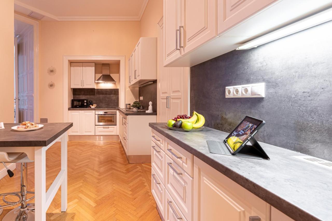 Matilda Luxury Suite Apartment Budapest Eksteriør bilde